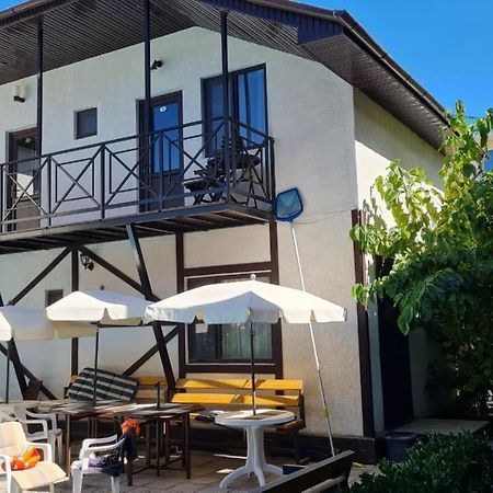 Evropa Hotel Bosteri Zewnętrze zdjęcie