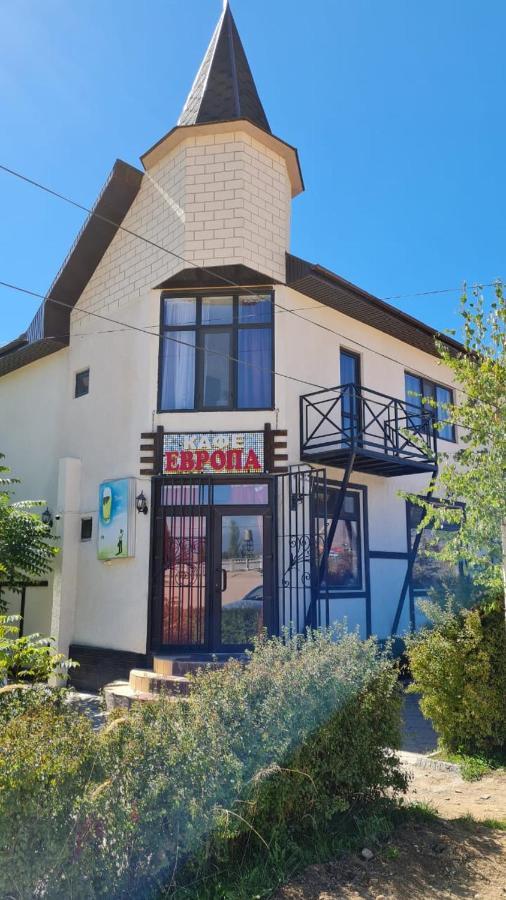 Evropa Hotel Bosteri Zewnętrze zdjęcie